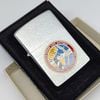 Bật Lửa Zippo Cổ Đồng Khối Mạ Chrome Trắng Chủ Đề Quân Sự Ăn Mòn Phủ Sơn Đời 3 Vạch Sắc Năm 1979 ZC498