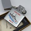 Bật Lửa Zippo Cổ Đồng Khối Mạ Chrome Trắng Chủ Đề Tầu Chiến Quân Sự Ăn Mòn Phủ Sơn Đời 1 Vạch Sắc Năm 1981 ZC499