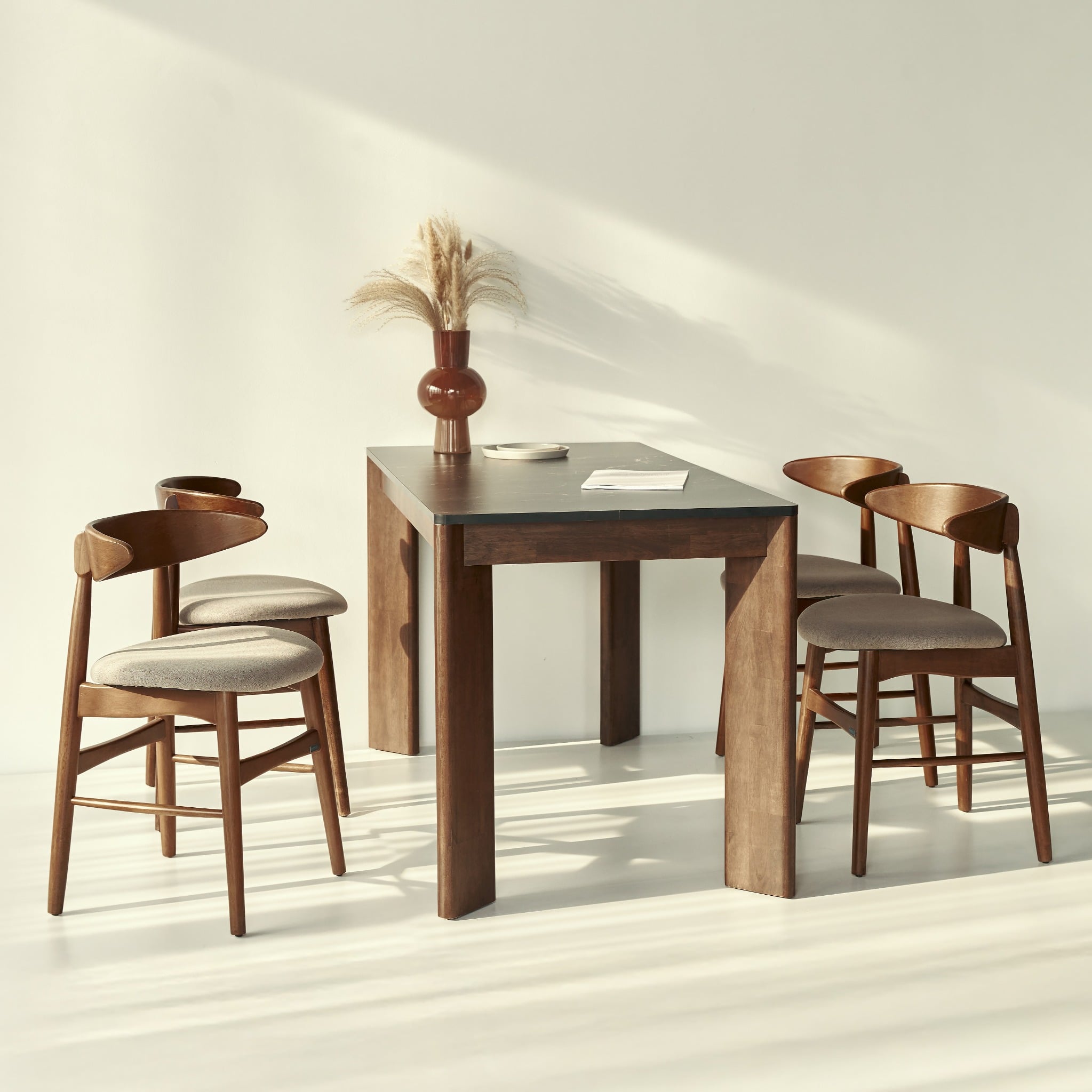  Bộ Bàn Ăn 4 Ghế - 6 Ghế Gỗ Tự Nhiên SCANIA (Màu Nâu - Mặt Vân Đá) 