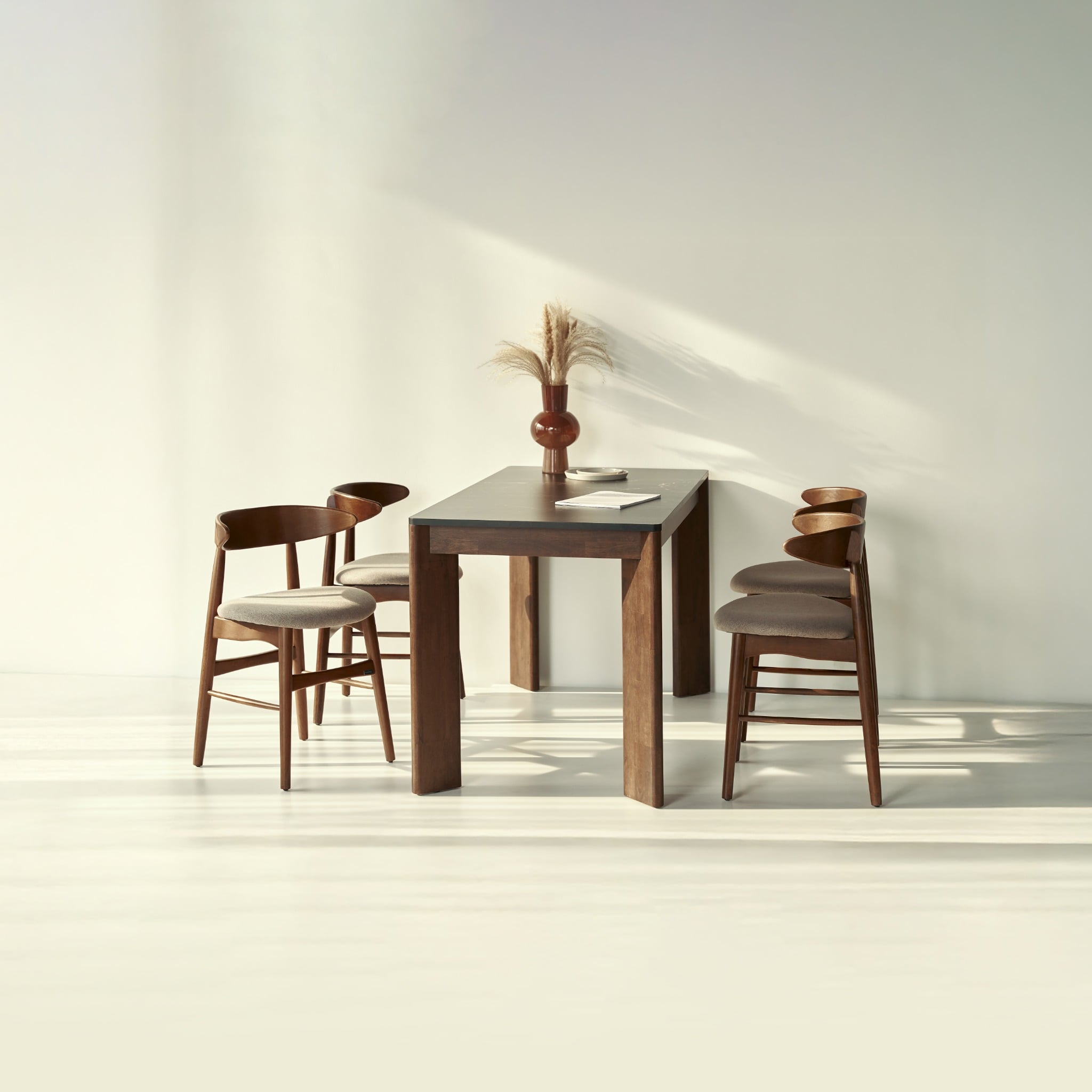  Bộ Bàn Ăn 4 Ghế - 6 Ghế Gỗ Tự Nhiên SCANIA (Màu Nâu - Mặt Vân Đá) 