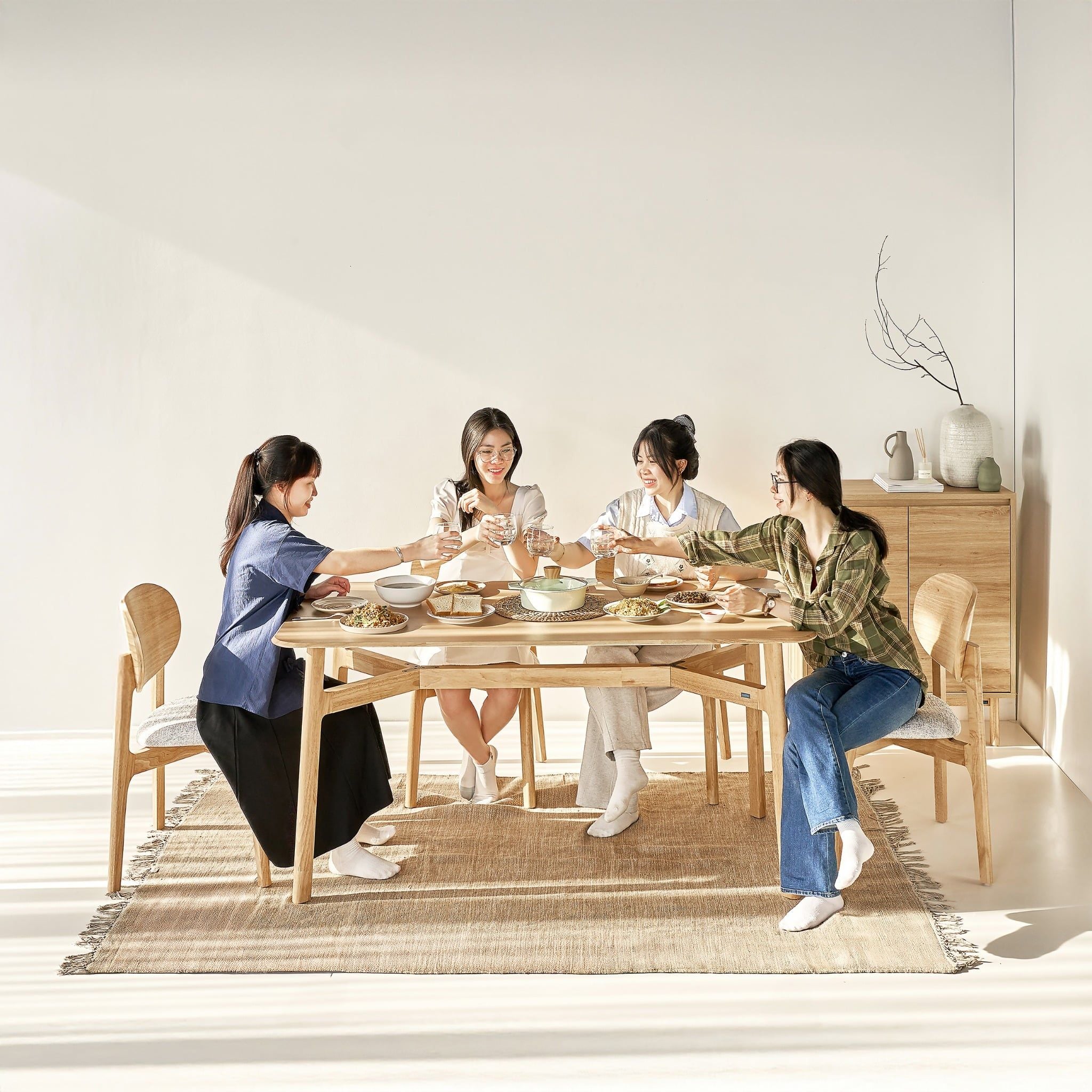  Ghế Ăn Gỗ Cao Su Tự Nhiên SERENA 