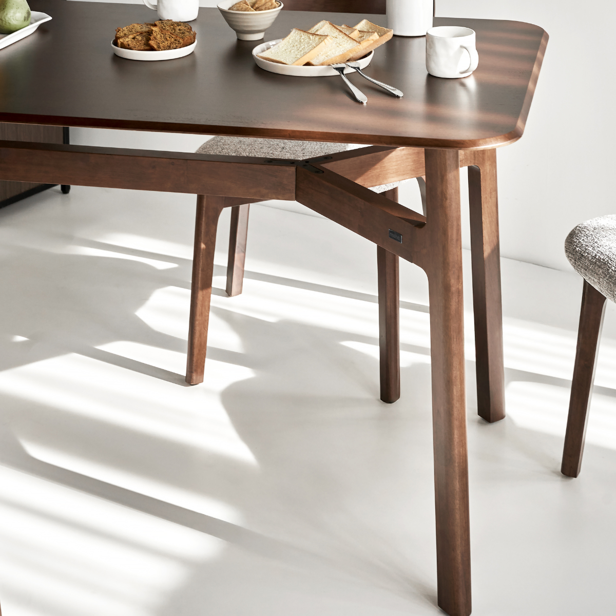  Bộ Bàn Ghế Ăn 4 - 6 Ghế Gỗ Tự Nhiên SERENA 