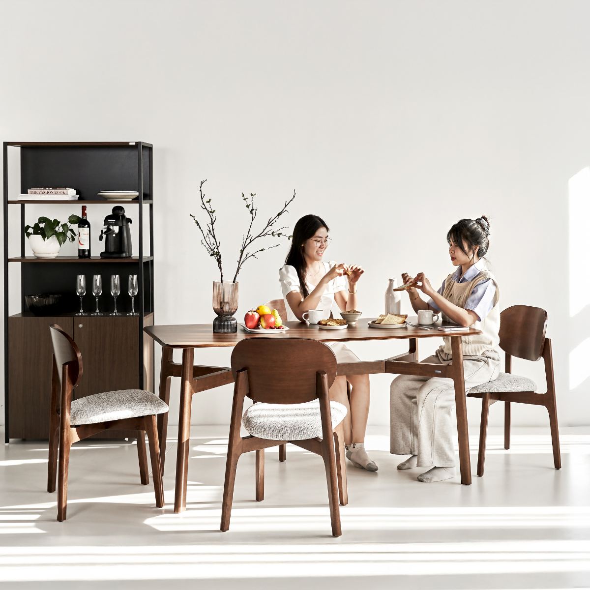  Bộ Bàn Ghế Ăn 4 - 6 Ghế Gỗ Tự Nhiên SERENA 