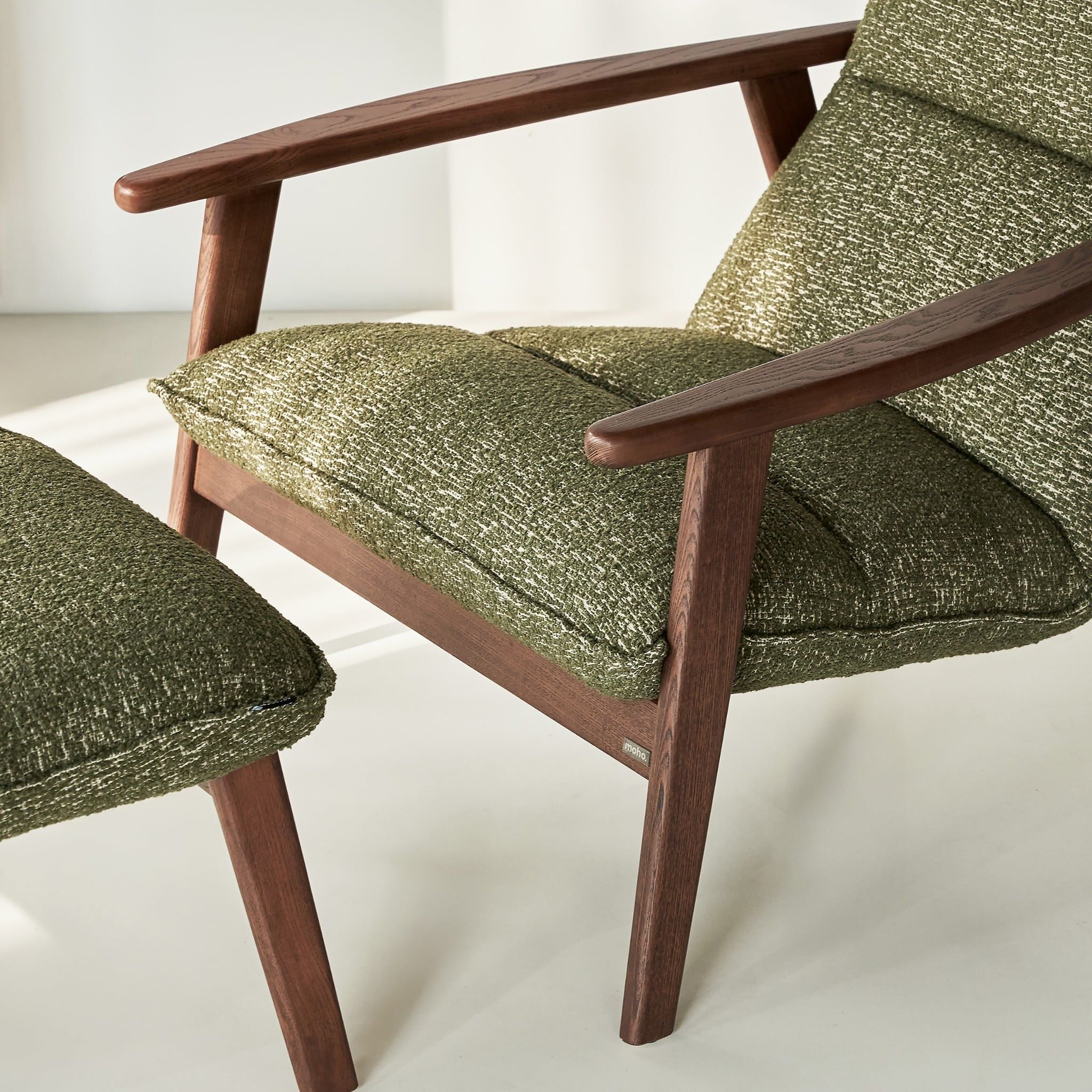  Ghế Armchair Thư Giãn Kèm Đôn MOHO OLLY 