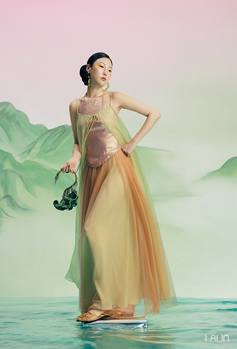 Áo yếm tơ Liên Hà