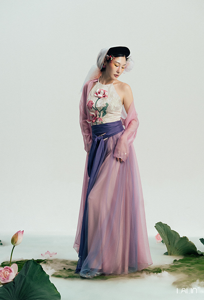  Áo dài tơ Liên Tường 