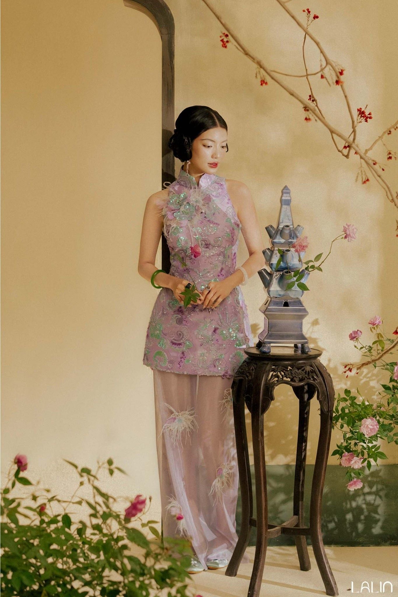 Set Áo Cổ Yếm Kim Sa Tường Vi