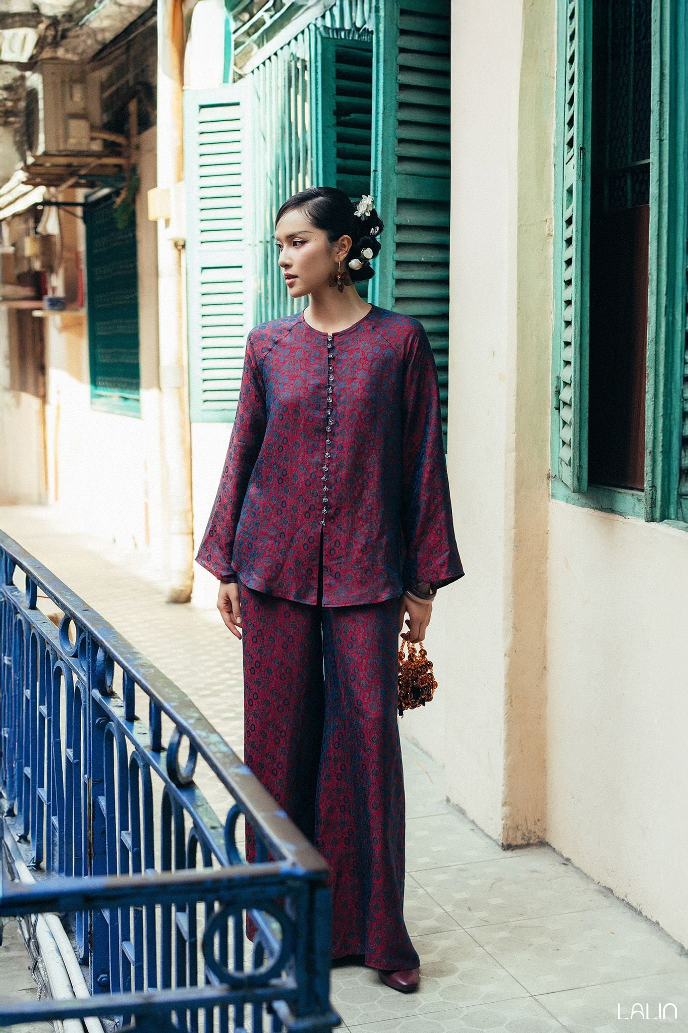 Áo Tơ Tằm Thư Ảnh