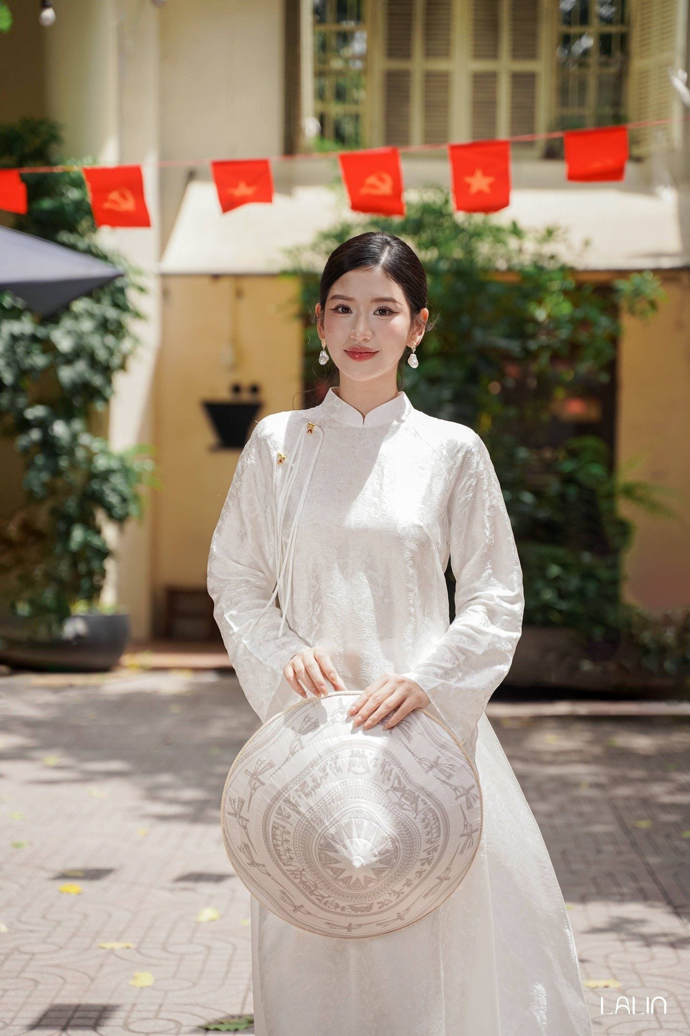 Áo Dài Tơ Tằm Bạch Yên