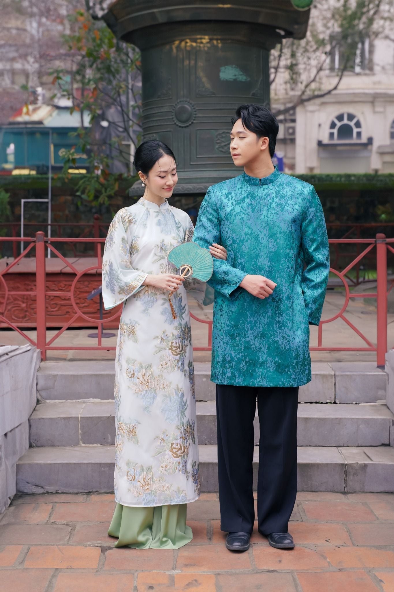 Áo Dài Tơ Thanh Chi