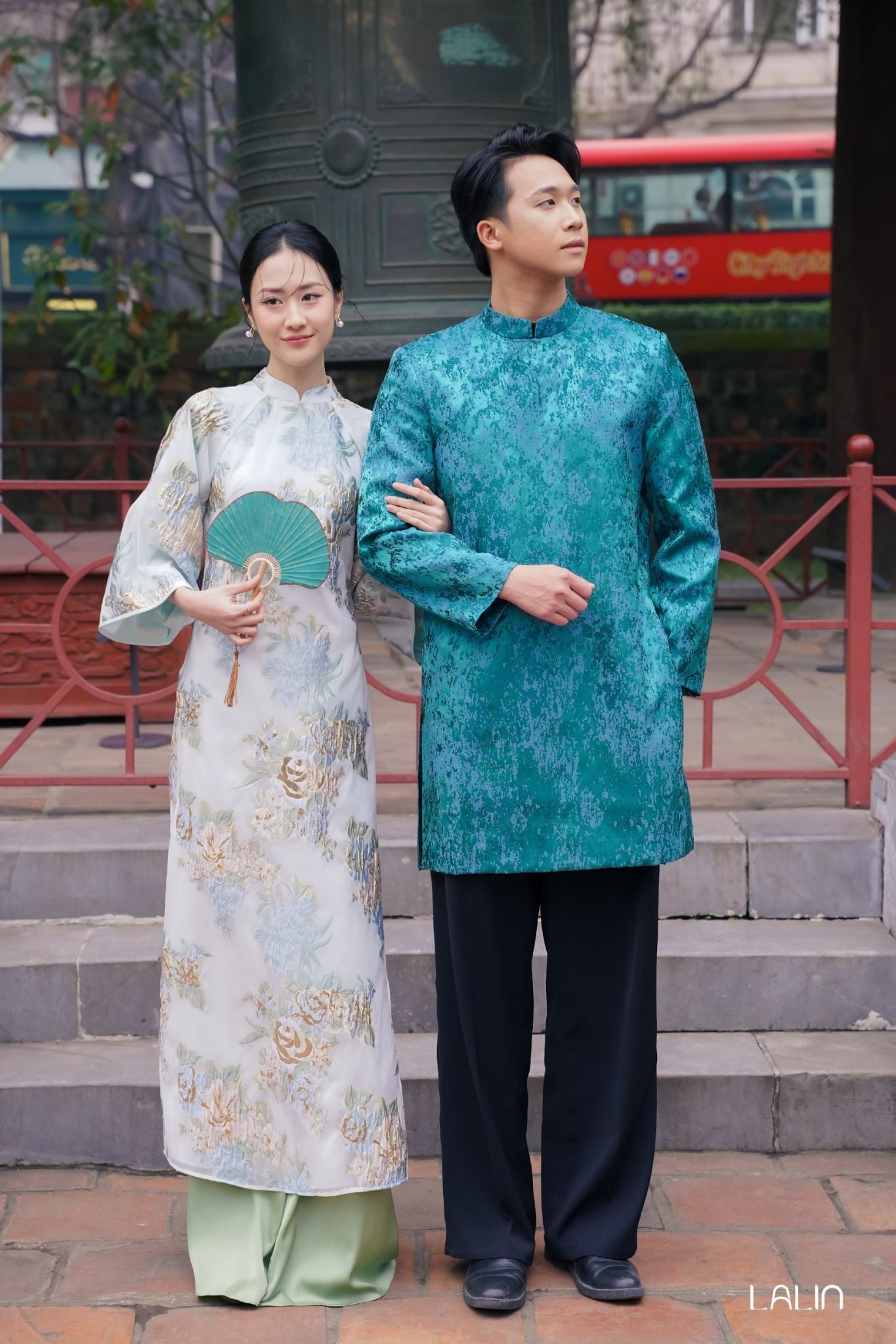 Áo Dài Tơ Thanh Chi