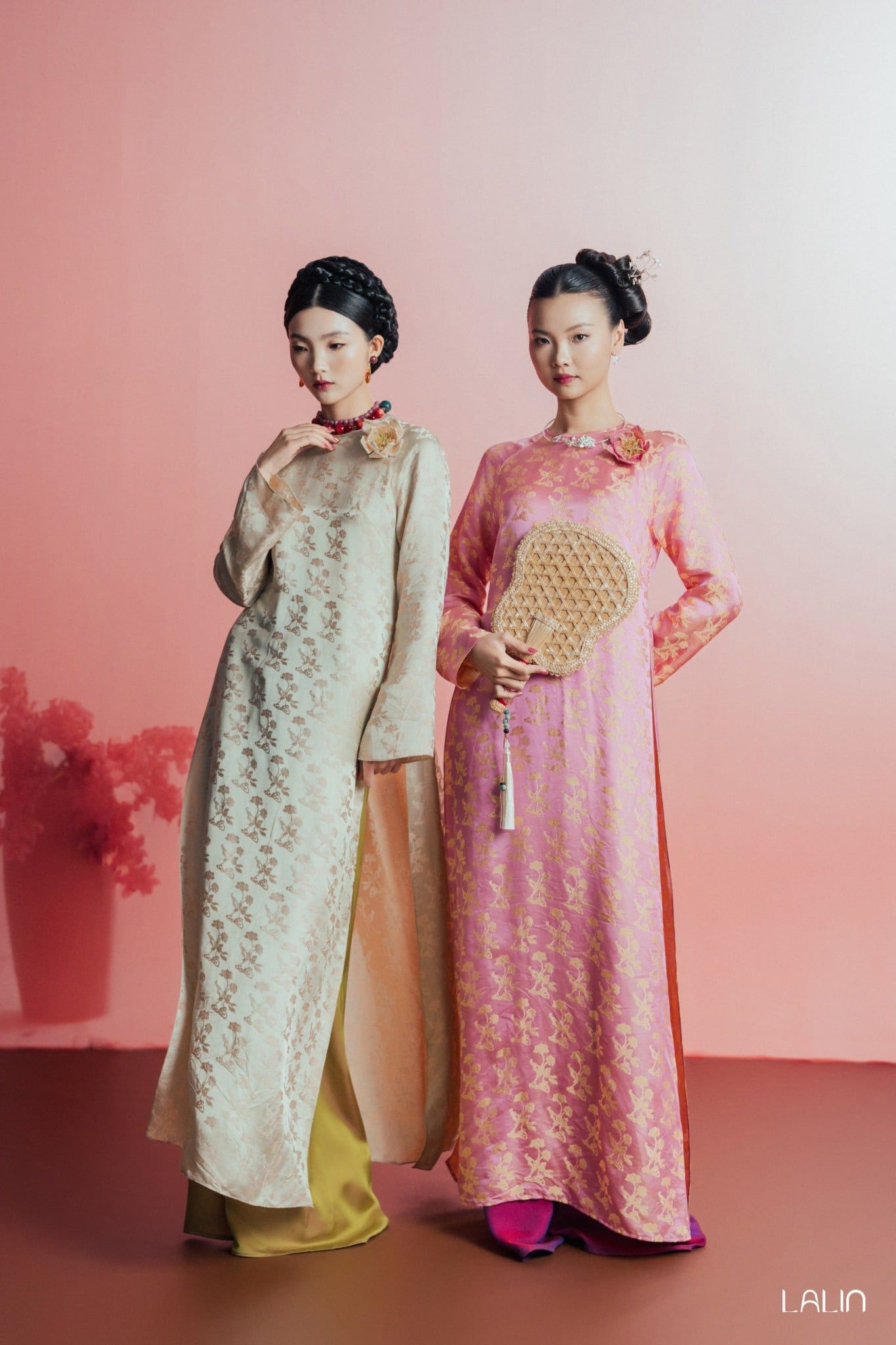 Áo Dài Tơ Tằm Liên Đan