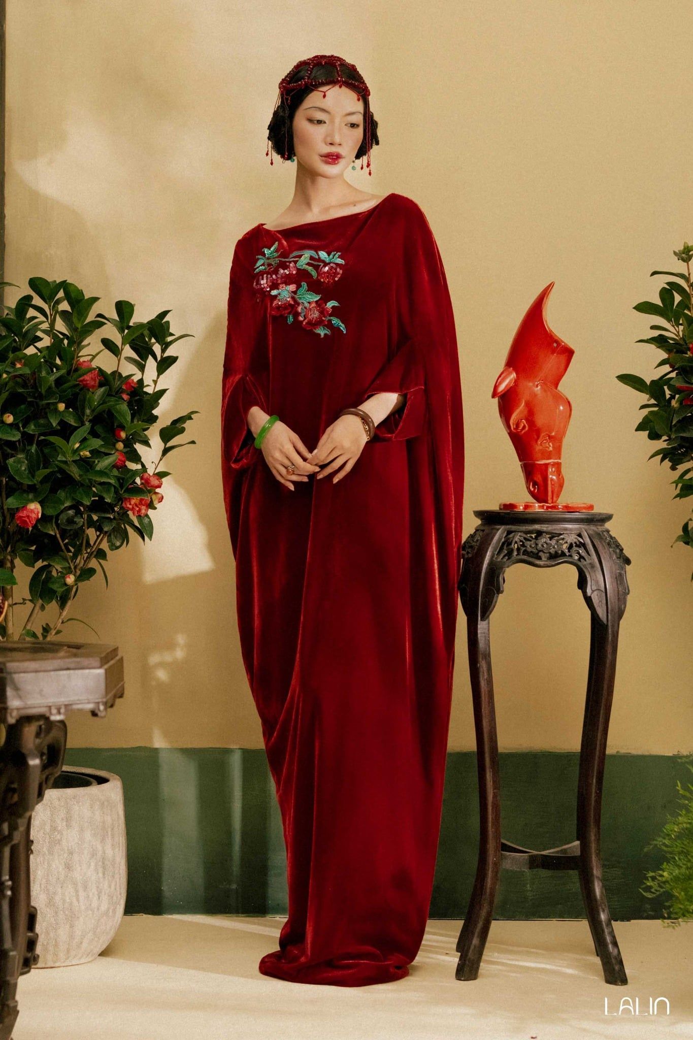 Đầm Nhung Đoan Tường