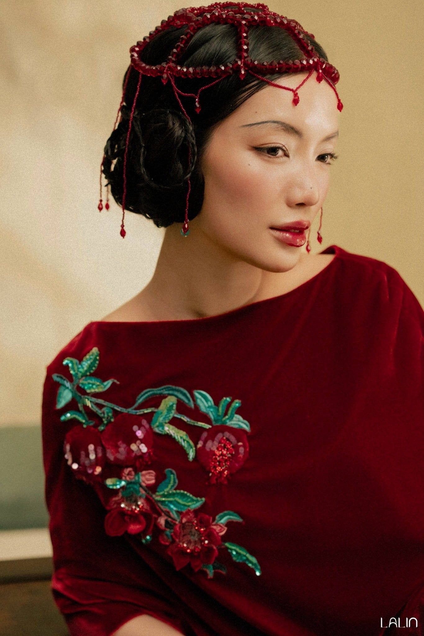 Đầm Nhung Đoan Tường