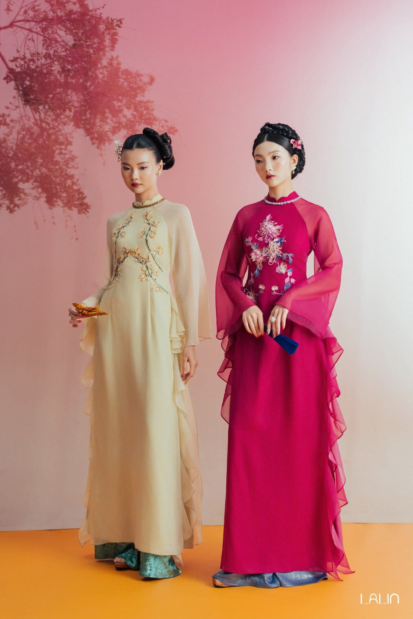 Áo Dài Đính Kết Thanh Lan