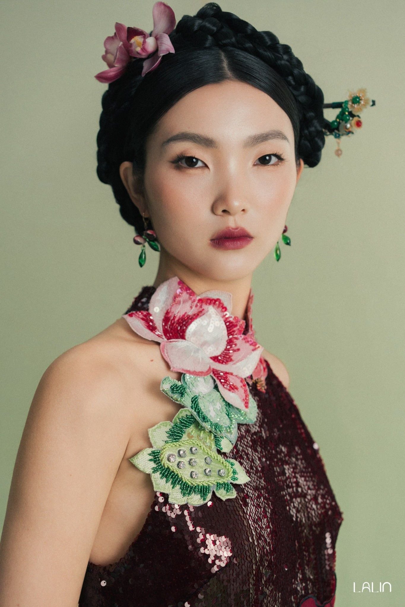 Áo Dài Kim Sa Đính Kết Ngọc Liên