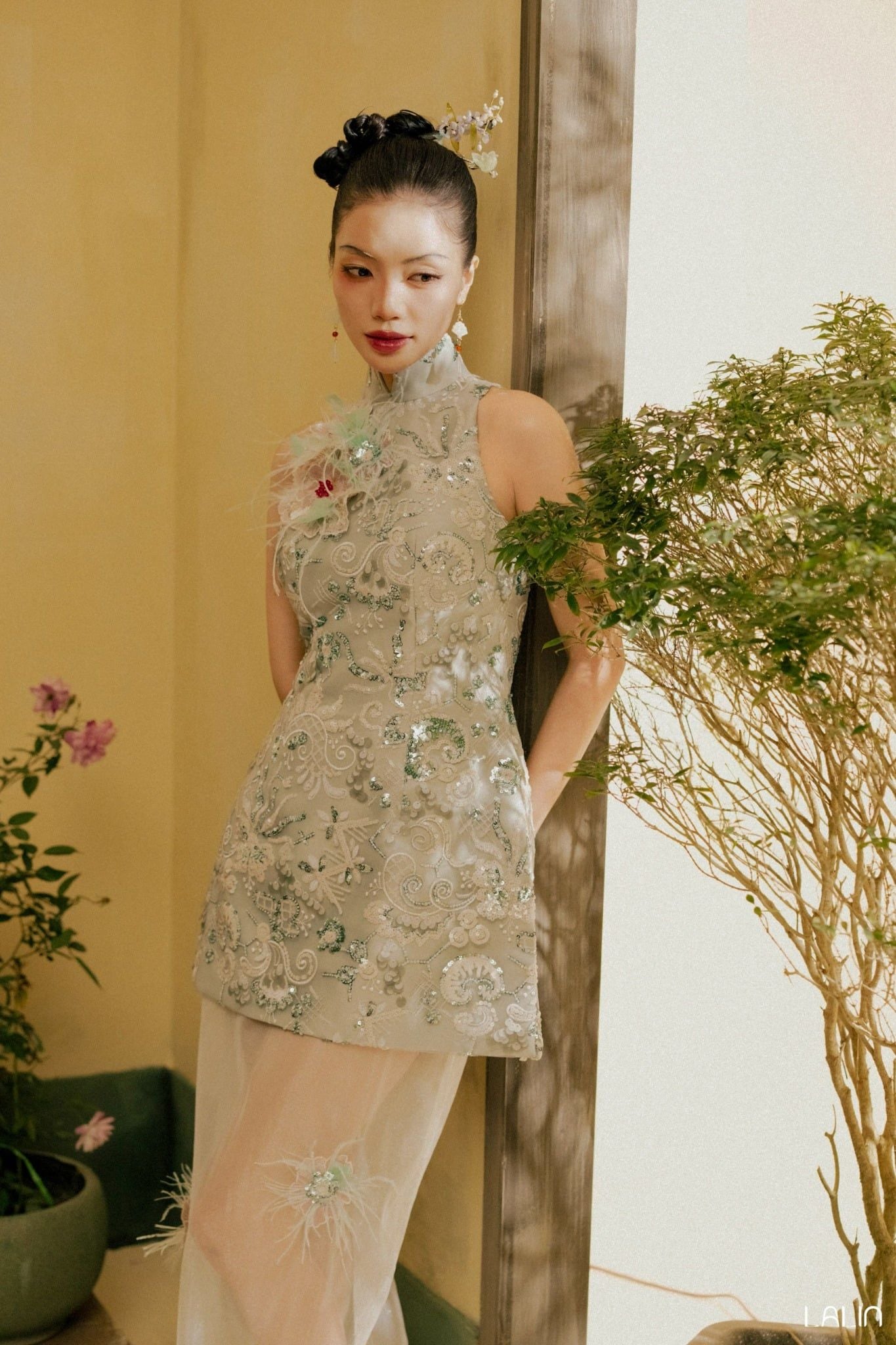 Set Áo Cổ Yếm Kim Sa Ngọc Tường