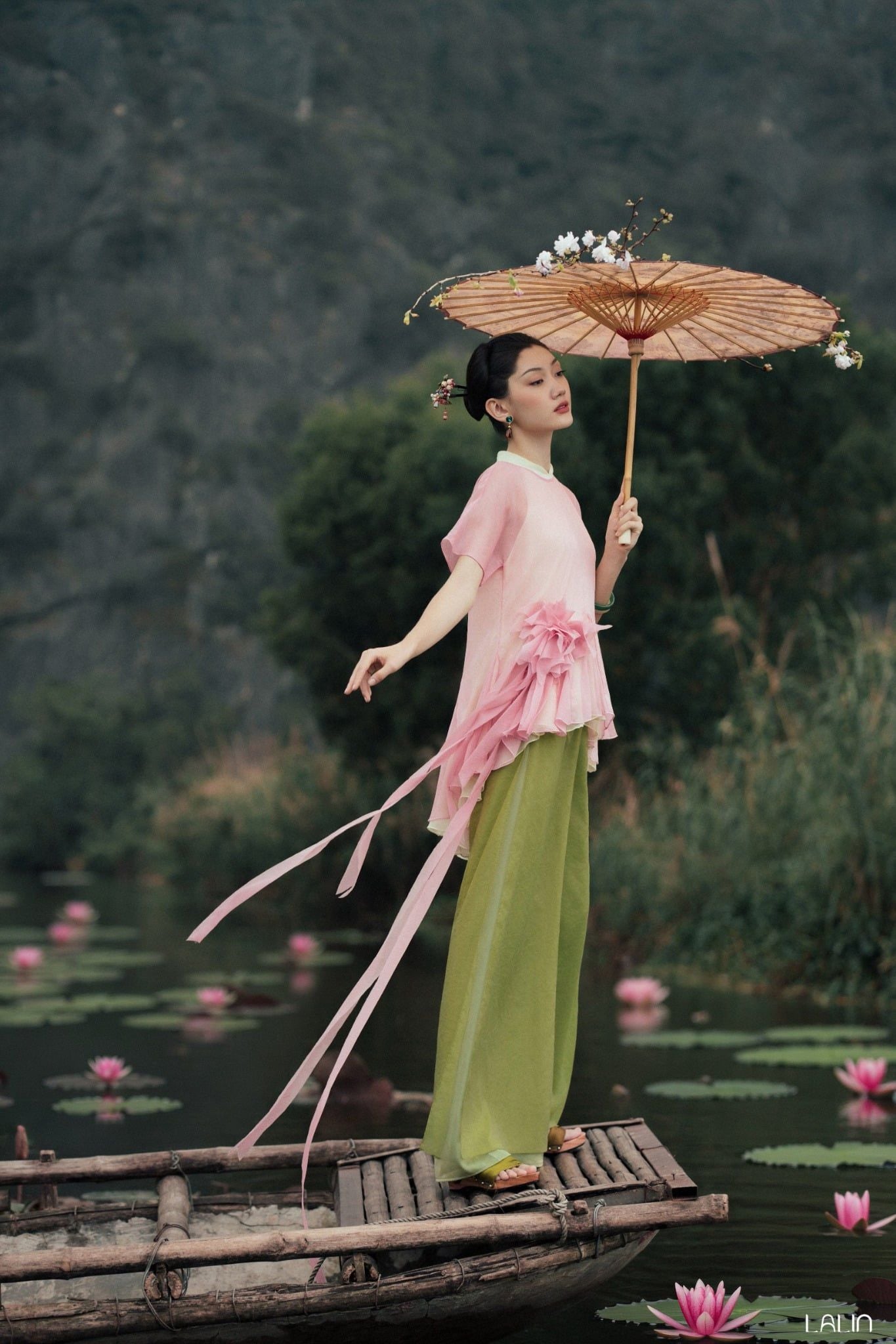 Áo tơ Hoa Cầm