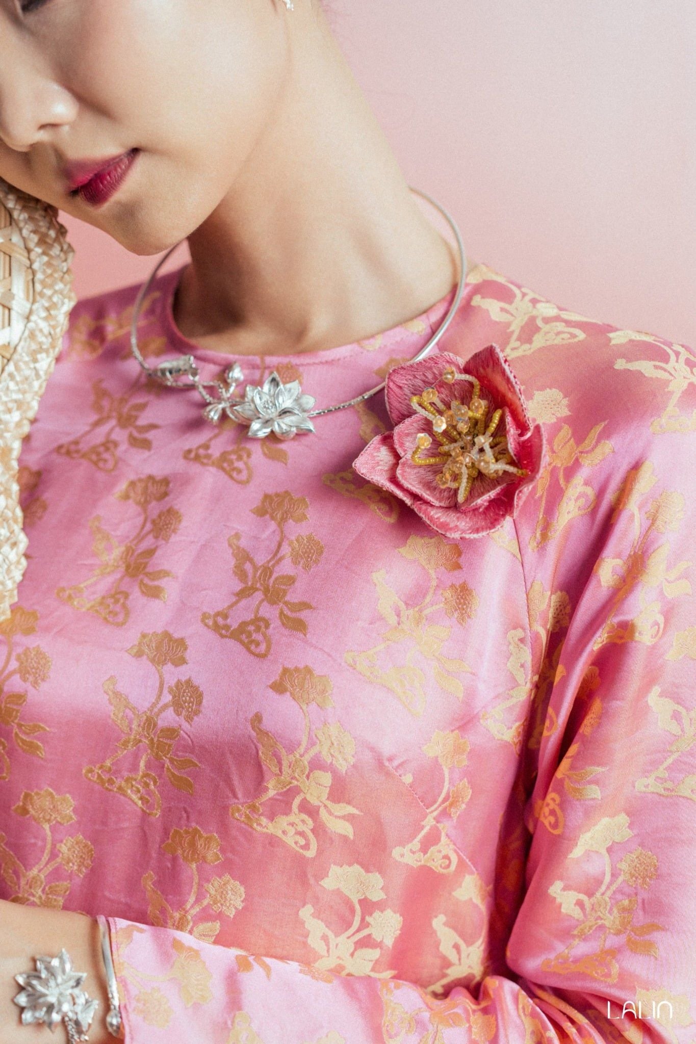 Áo Dài Tơ Tằm Liên Đan