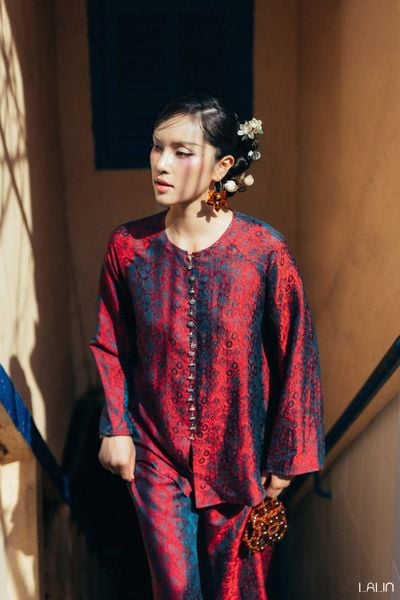  Áo Tơ Tằm Thư Ảnh 