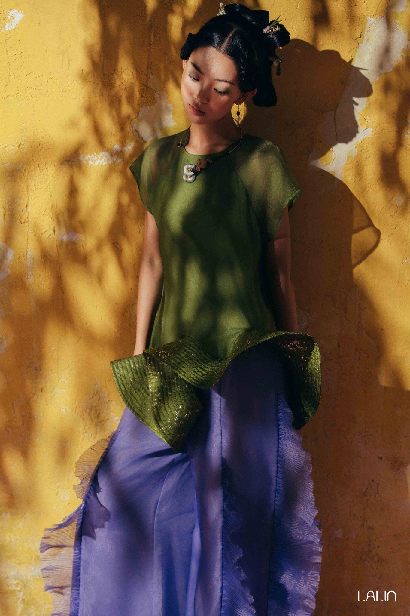 Quần Tơ Vũ Đình