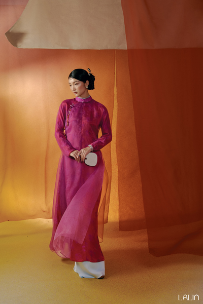  Áo Dài Tơ Thư Khuê 