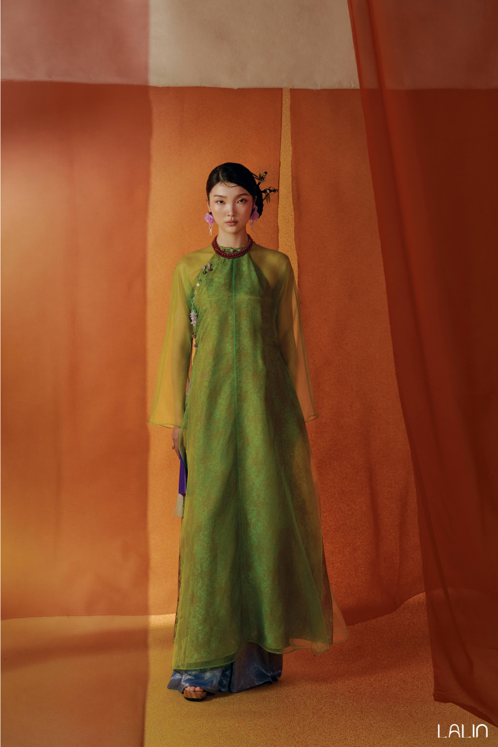 Áo Dài Tơ Khuê Tú