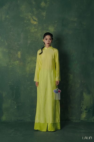  Áo Dài Tơ Tằm Huỳnh Cúc 