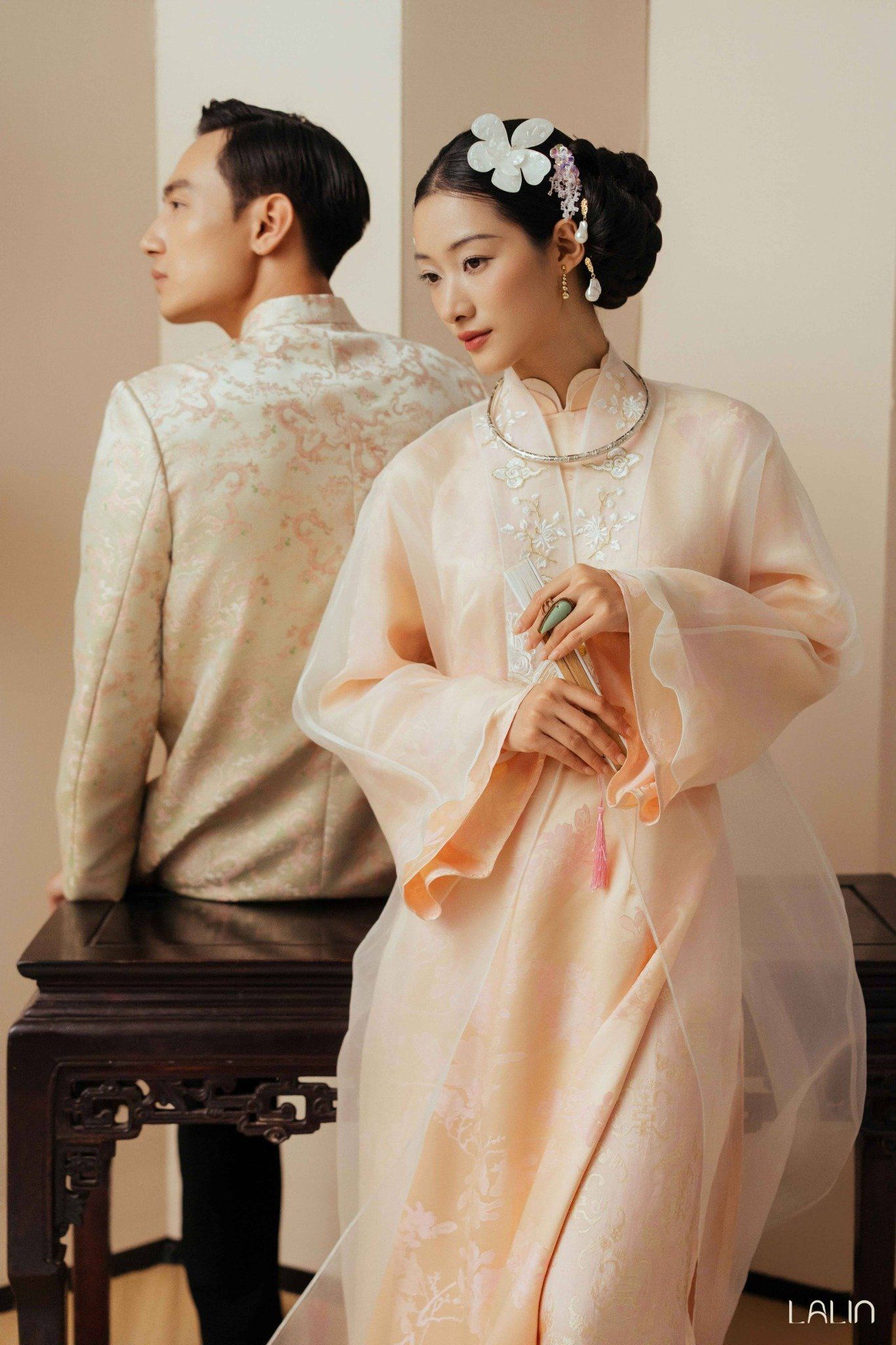 Áo Dài Nam Giao Vỹ