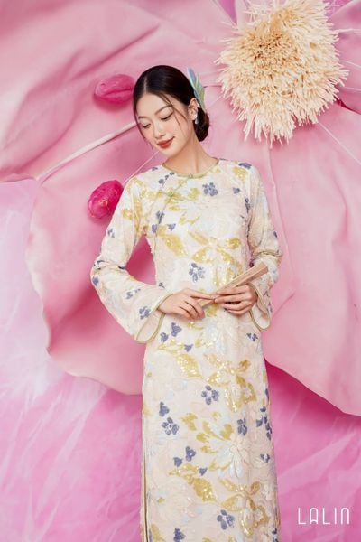  Áo Dài Sequin Ái Ngọc 