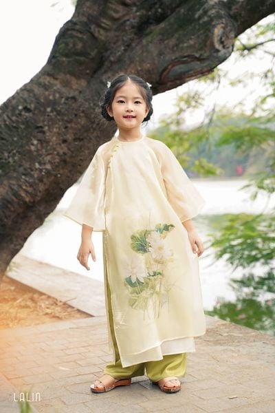  Áo Dài Nhí Liên Viên 