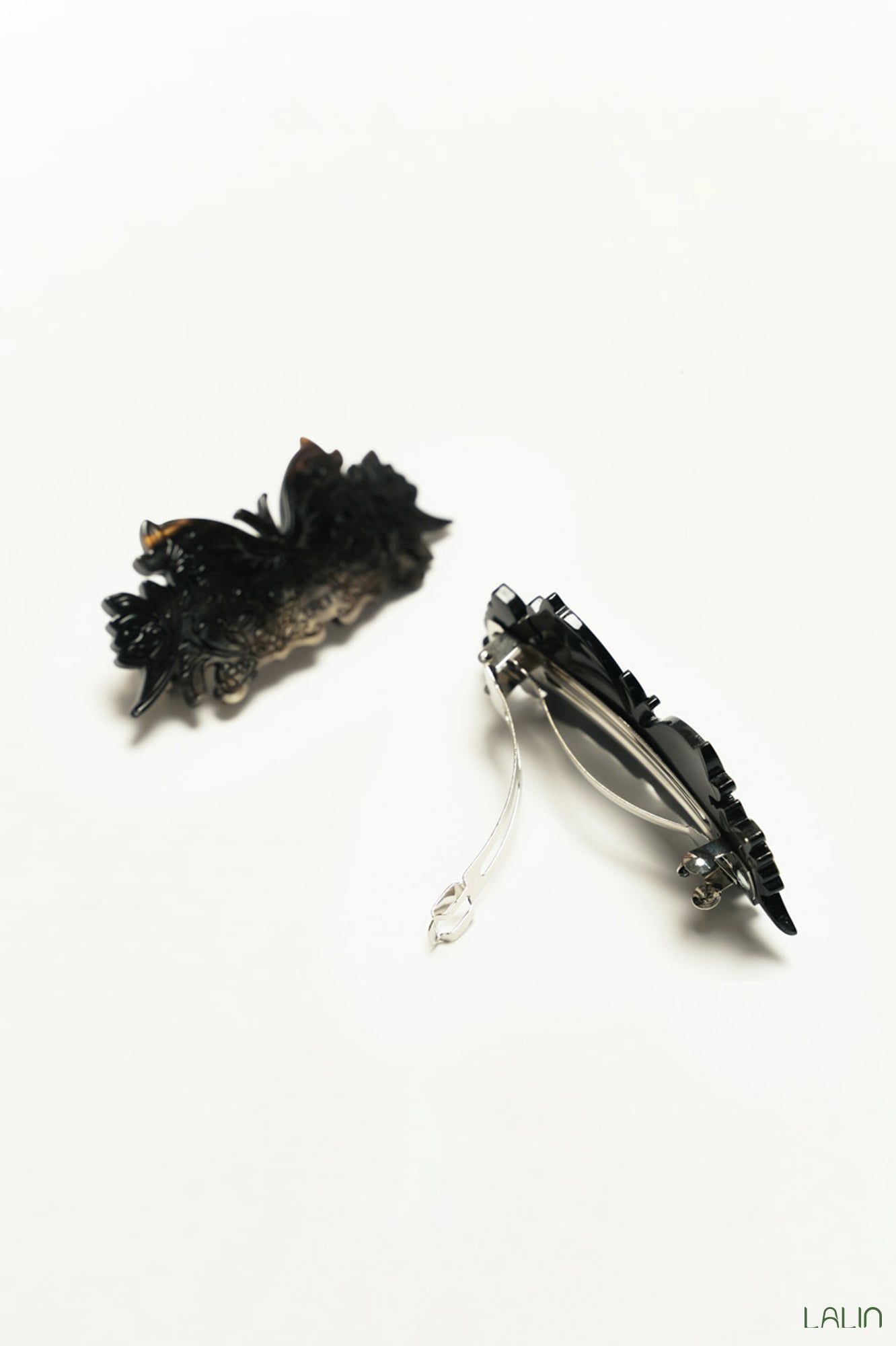 Cặp Tóc Sừng Ngọc Lưu