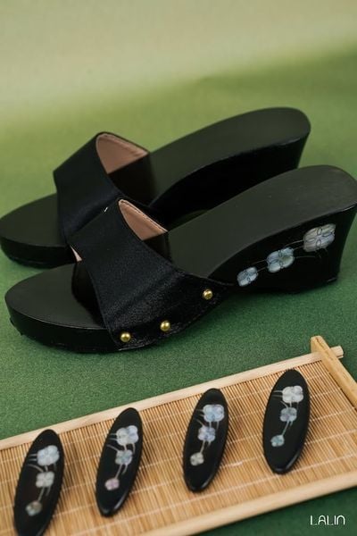  Guốc Mộc Khảm Trai 