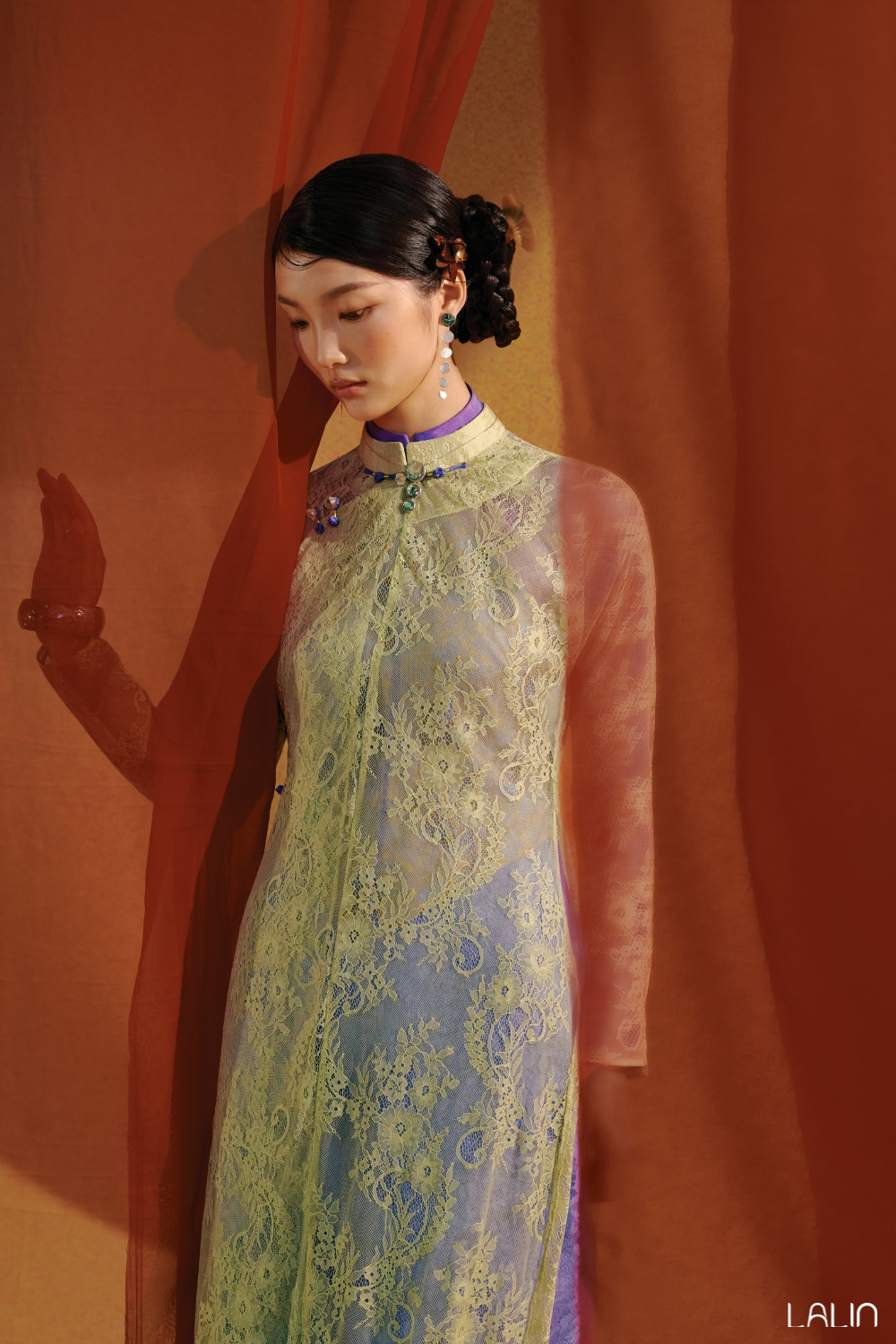 Áo Dài Ren Khuê Ngân