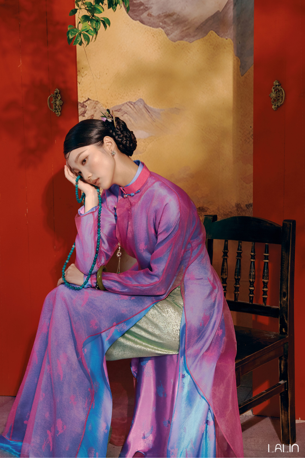 Áo Dài Tơ Khuê Uyển