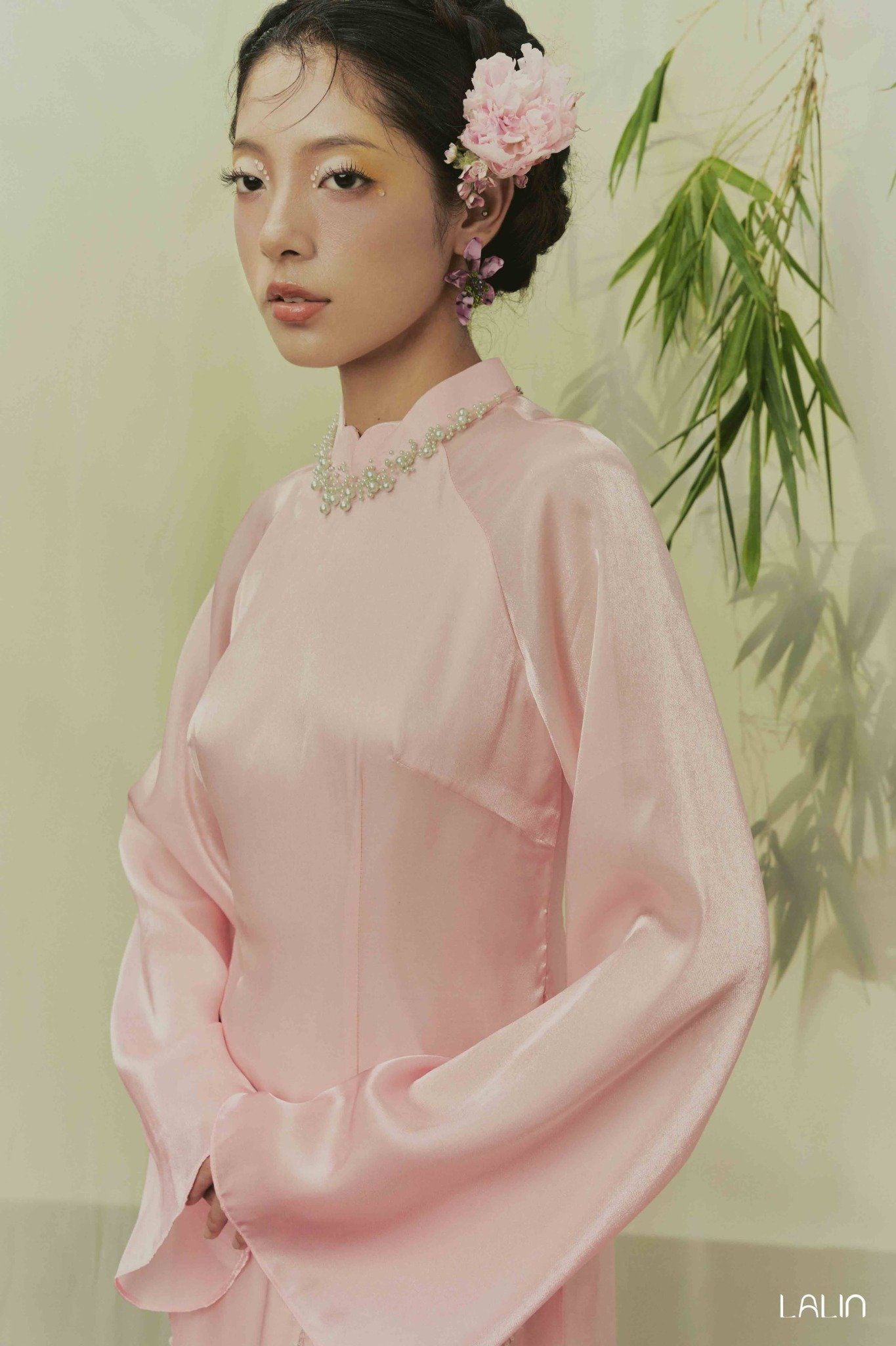 Áo Dài Tơ Đính Kết Ngữ Yên