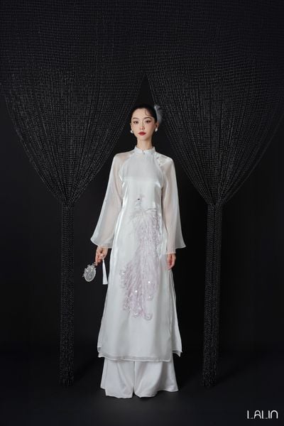  Áo Dài Đính Kết Ngự Loan 