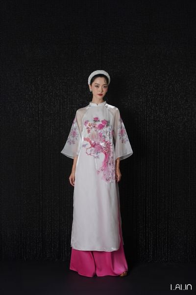  Áo Dài Đính Hồng Loan 