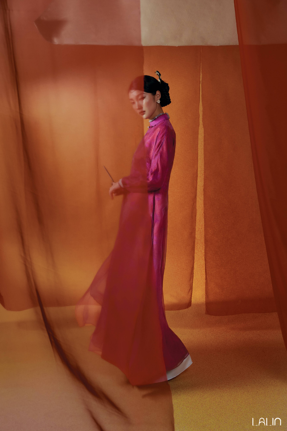 Áo Dài Tơ Thư Khuê