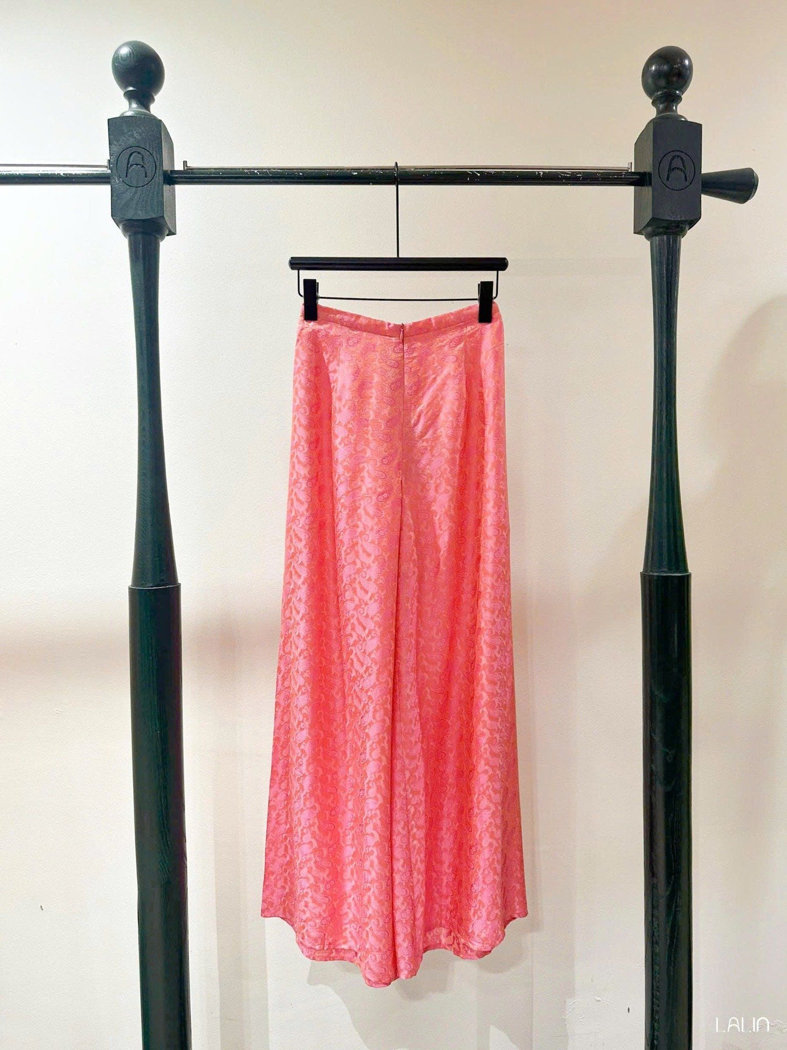 Quần Tơ Tằm Giao Thanh