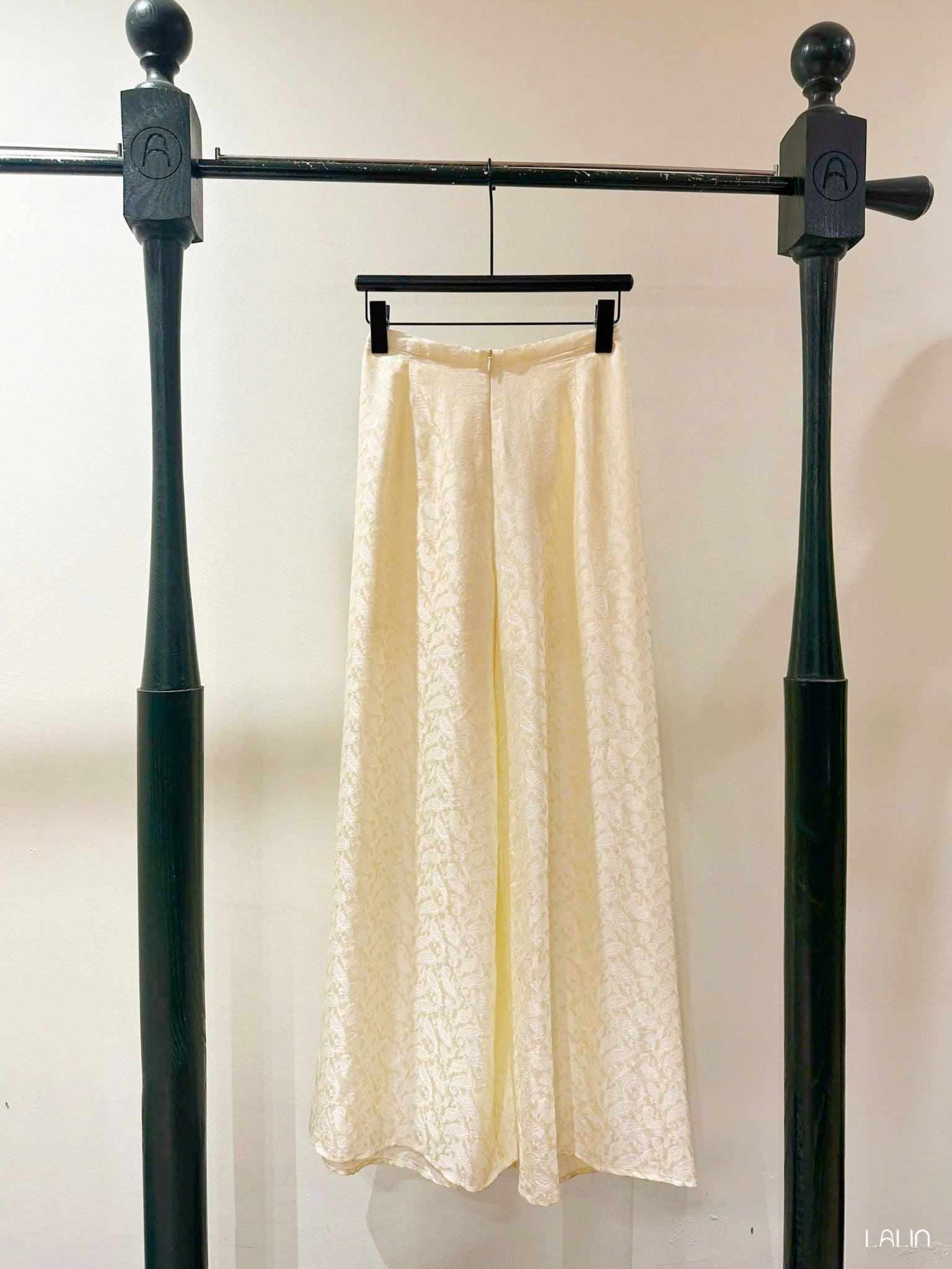 Quần Tơ Tằm Giao Thanh