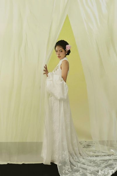  Áo Choàng Ren Mây Yên 