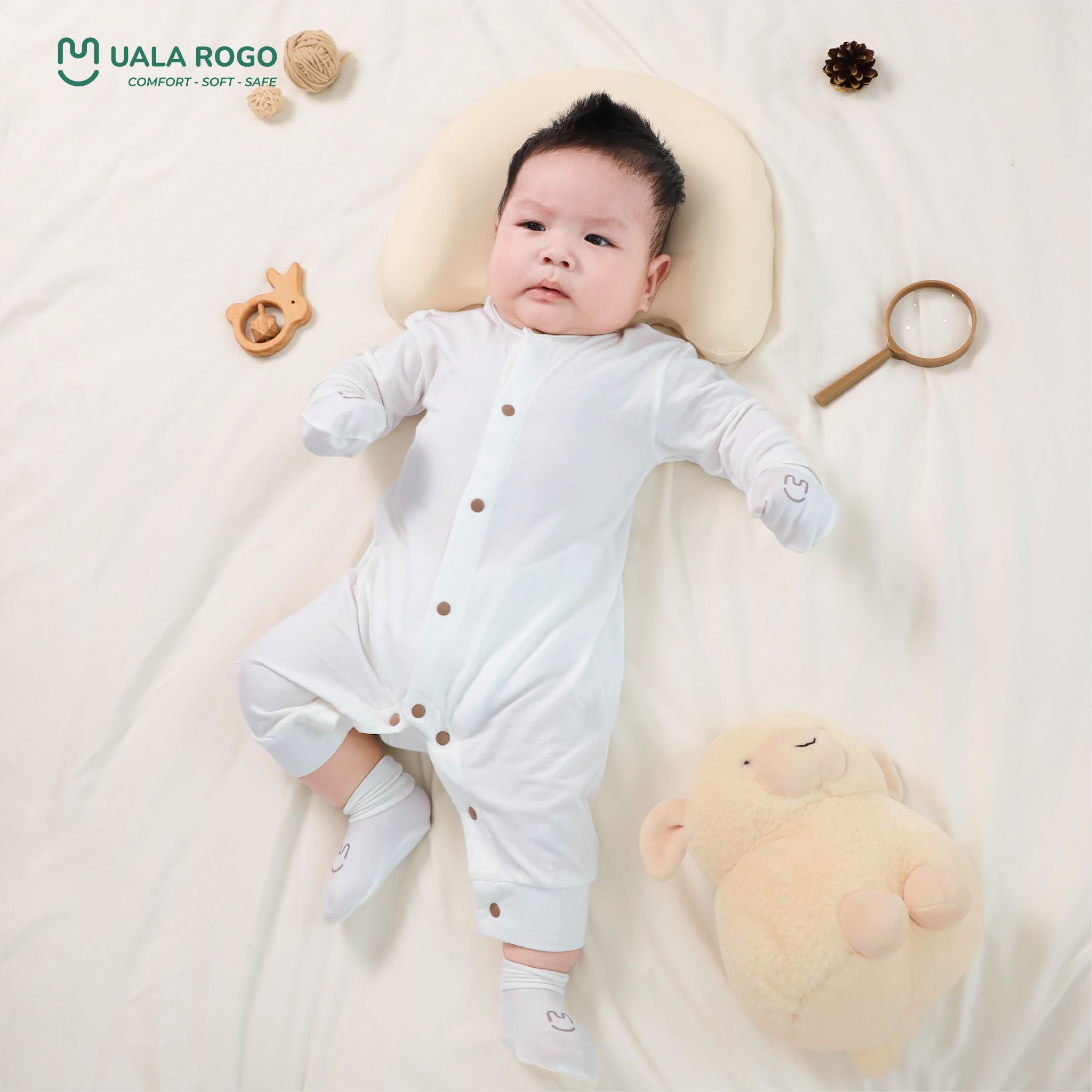  Body dài Baby Hug Adorable in white UR 090 