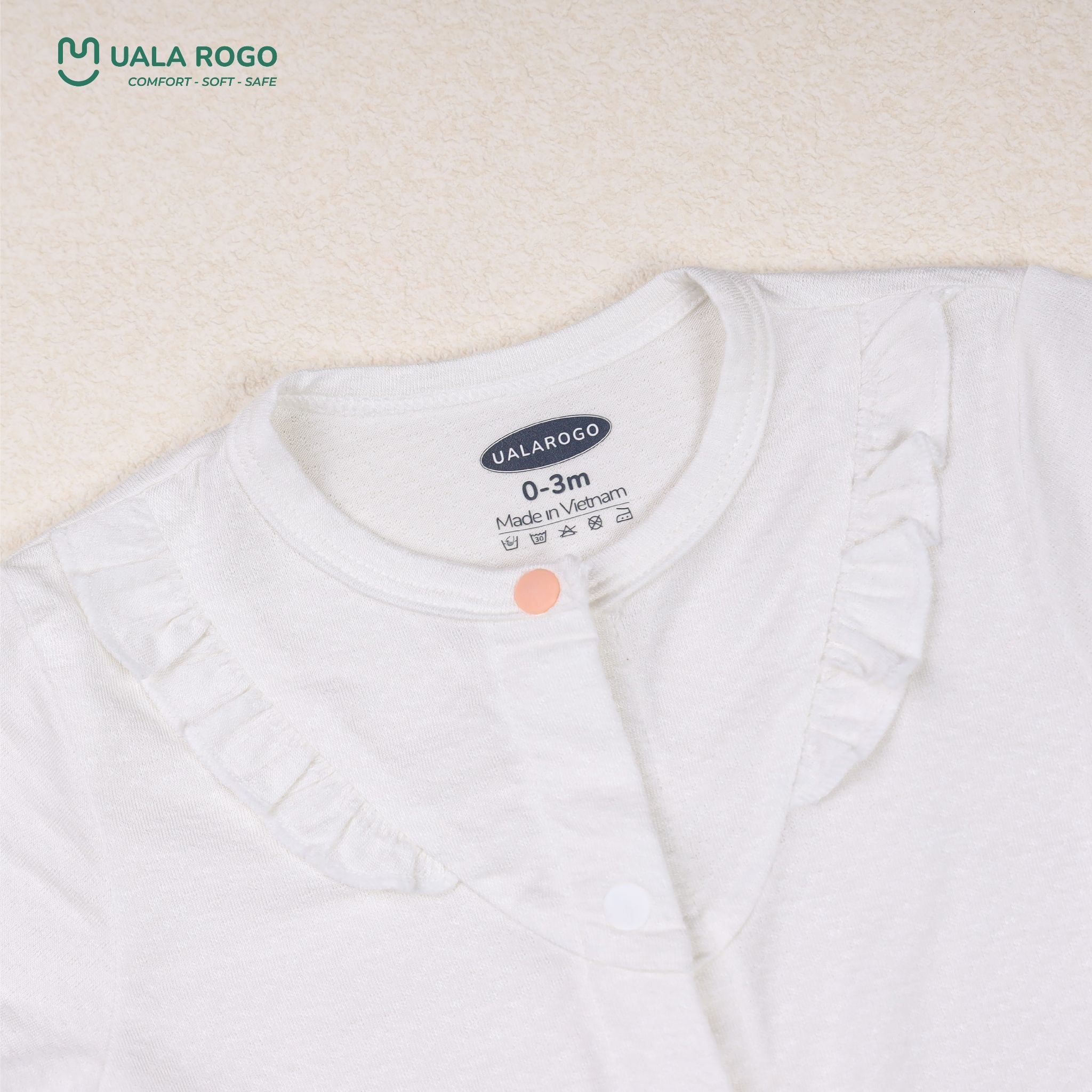  Bộ Sơ Sinh Mini Ruffle Adorable in white UR 094 