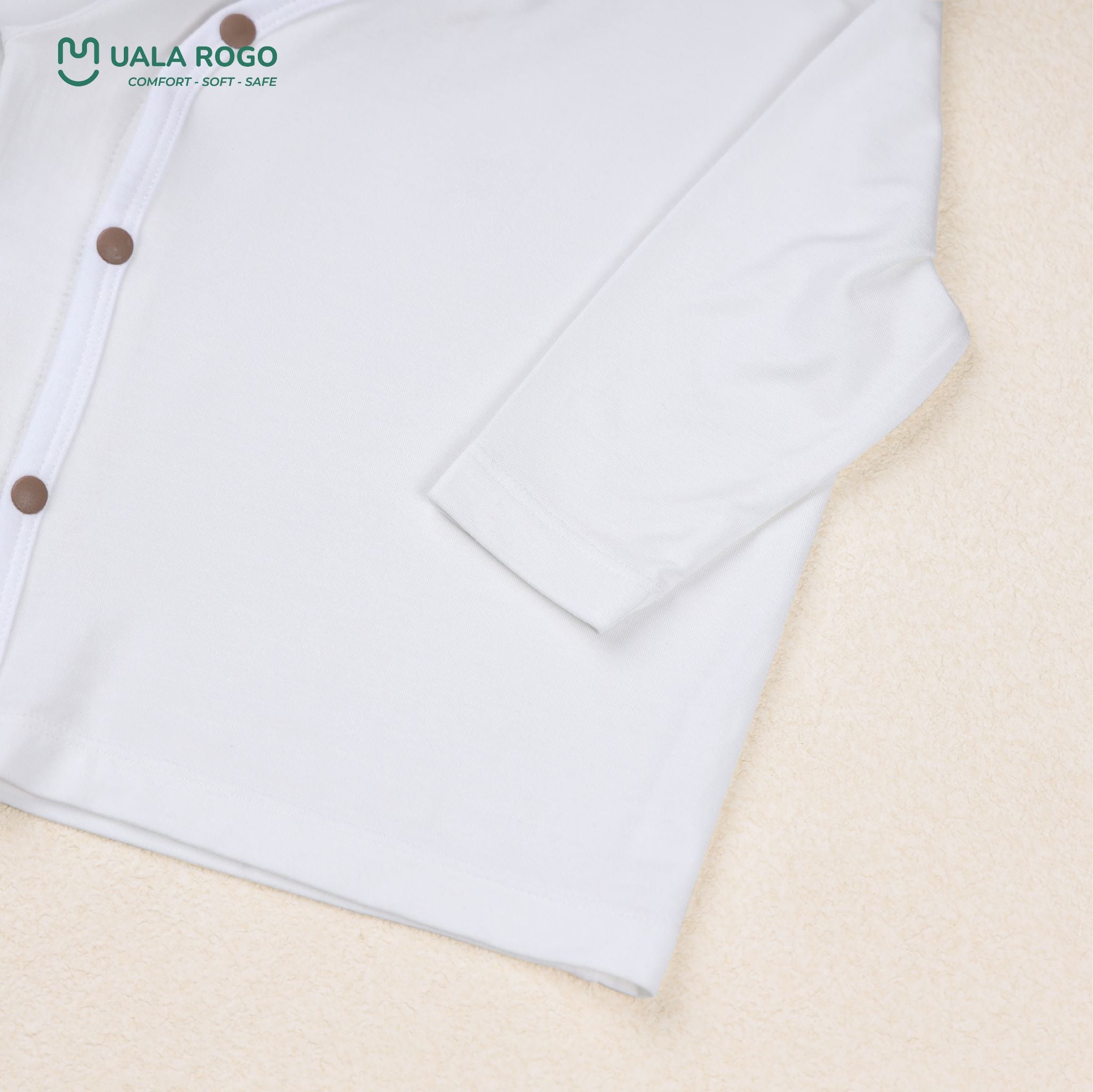  Bộ Sơ Sinh cài chéo bé trai adorable in white UR 098 