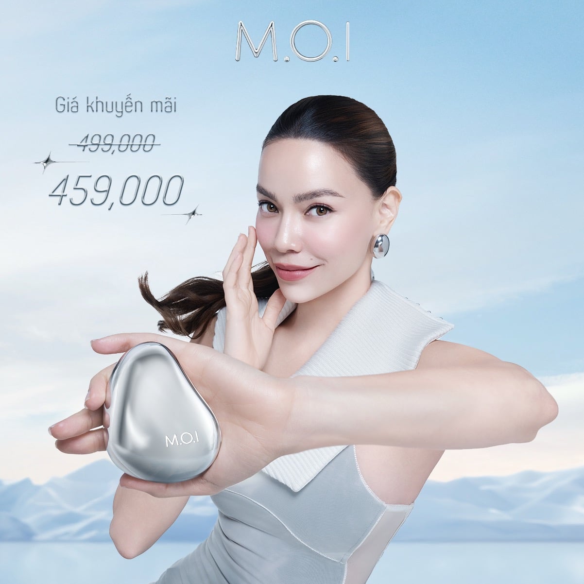 Phấn Nước M.O.I Iconic Perfection Cushion 12g [New Look]