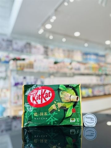 Bánh Kitkat socola vị trà xanh (113g)