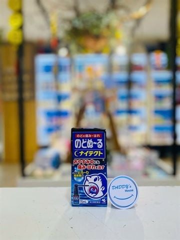 Xịt diệt khuẩn gây viêm họng Kobayashi Nodonuru Nitect ban đêm - NĐ (15ml)