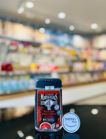 Sữa tắm hữu cơ Le Petit Marseillais 4in1 cam đỏ & nghệ tây (250ml)