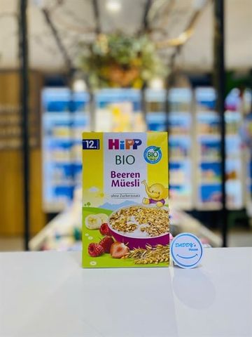 Ngũ cốc hữu cơ Hipp vị yến mạch, chuối, dâu & mâm xôi - 1 tuổi (200g)